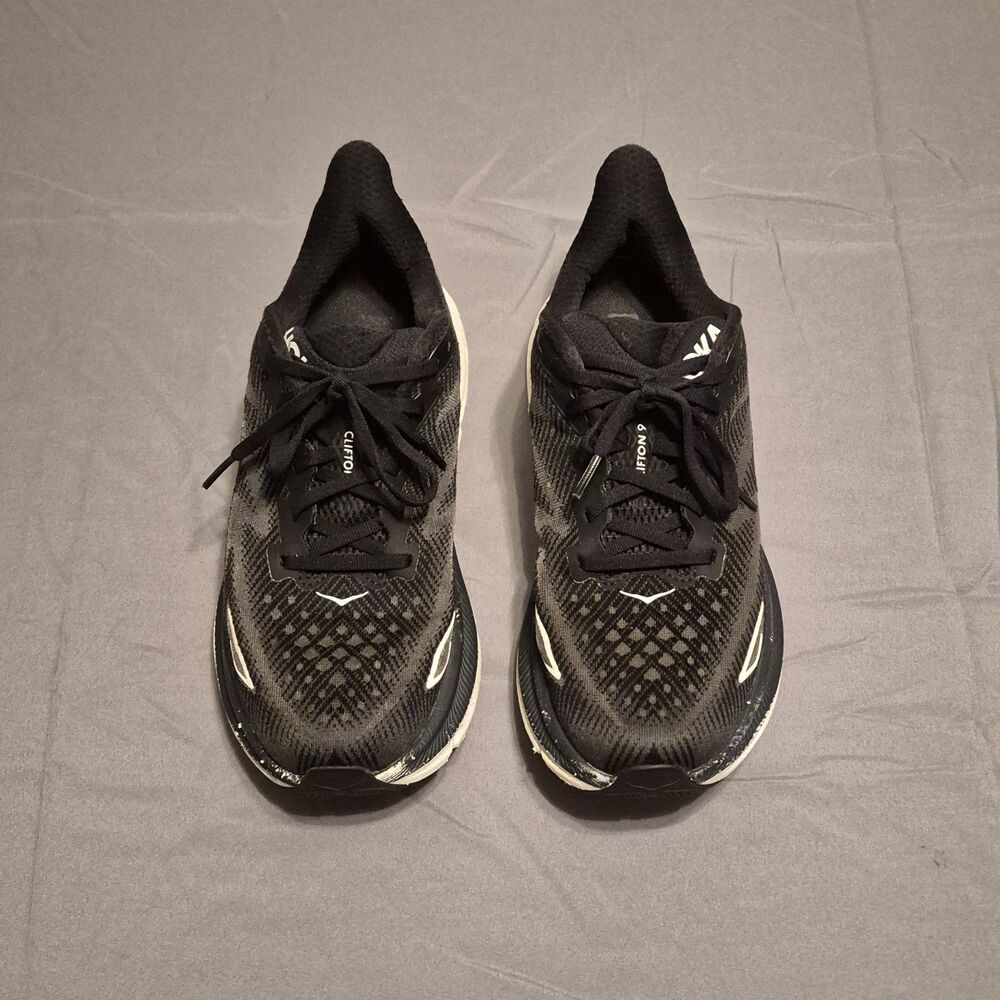 Hoka One One Clifton 9 Women Size 10 Black Running Shoes Sneakers 1127896BWHT